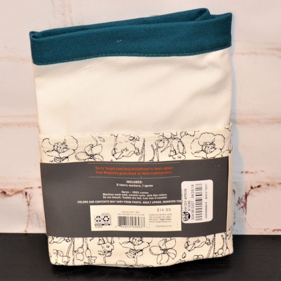 Hearth & Hand Magnolia DIY Apron - Picture 2 of 5